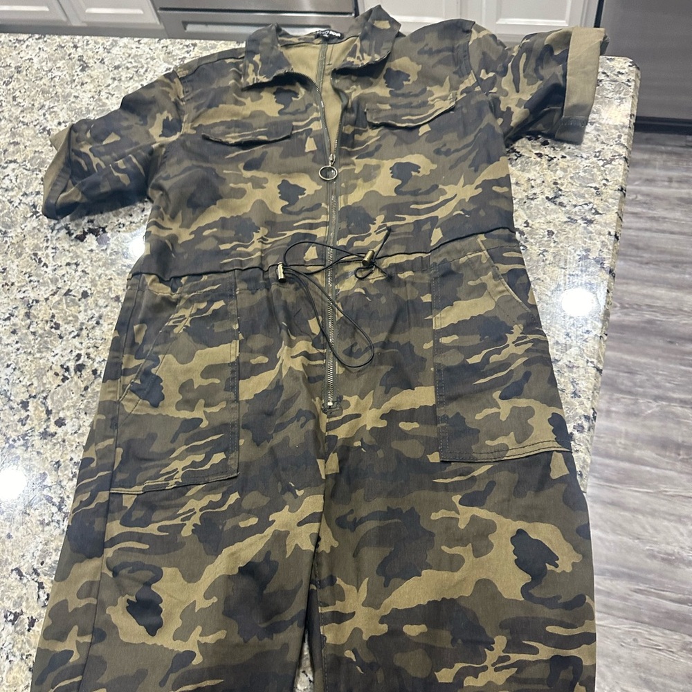 Camo  jumpsuit for women Size Large